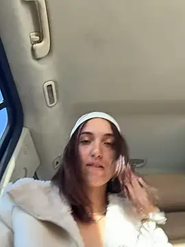 dollytall (F young) - Show panties color close up when drive💦