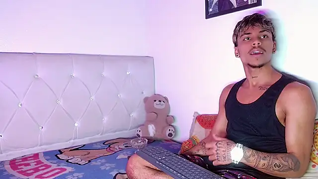 Angel_foxc13