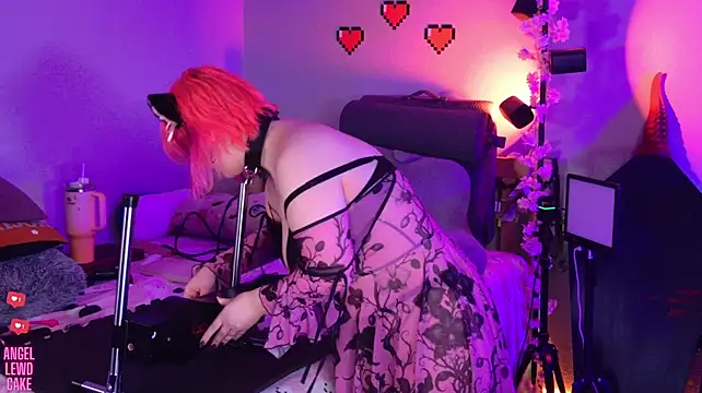 Angel-Lewd-Cake