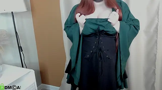 Alice_Steellee