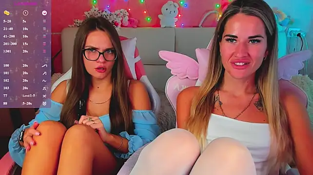 hotty_girls_here