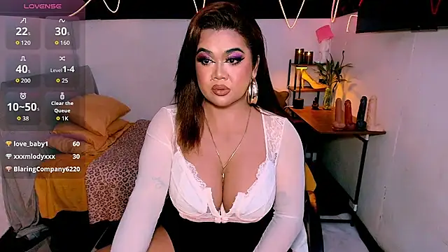 asiankatyhuge