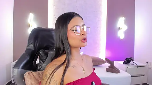 dulce_glow_ live cam on StripChat