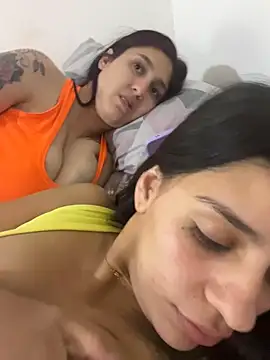 Mundowanda777 live cam on StripChat