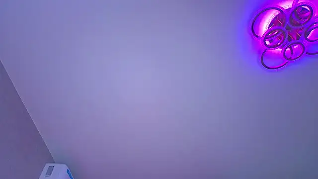 KittieHeart live cam on StripChat