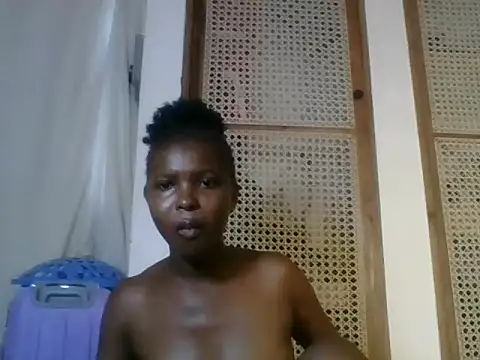 Ebony_latta