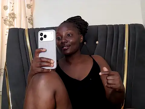 sexyleah25 live cam on StripChat