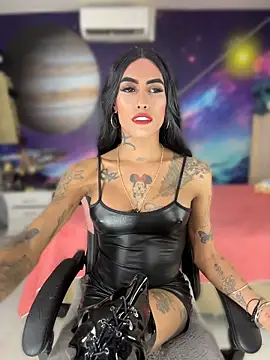 Nella_Dolls live cam on StripChat
