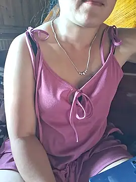 Adaa-a live cam on StripChat