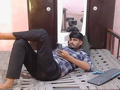 Yuvi_hot