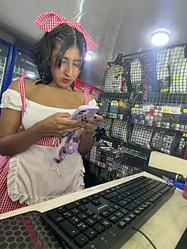Violet_rousse7