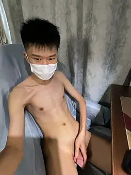 Zhang_yiovo