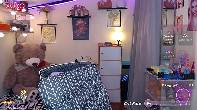 izabella_moore