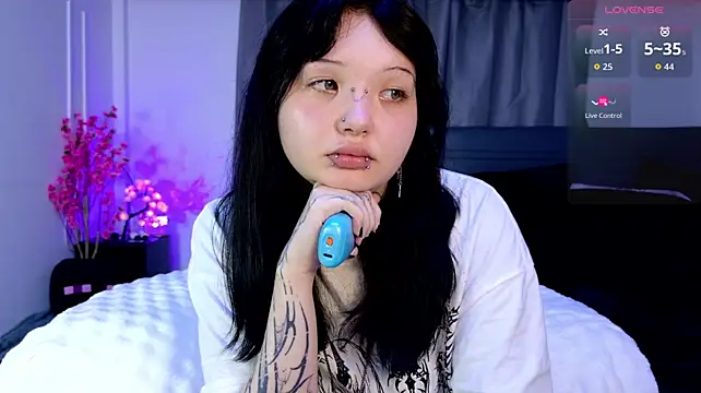 lein_bone (F teen) - take off panties