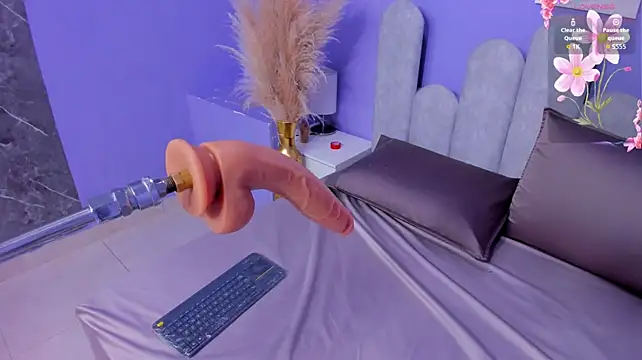 lia_sucker live cam on StripChat