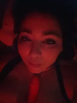 Riberencs live cam on StripChat