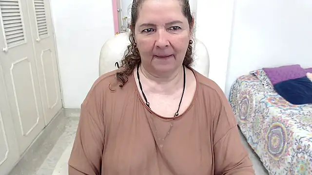 leonela_69