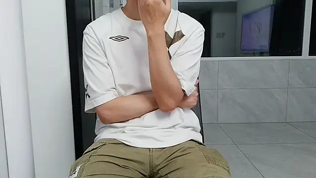 nole_china7 (Ask my age) - talk / fun / cum