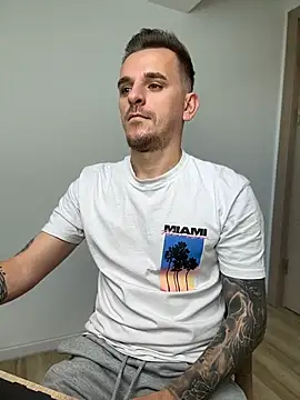 Huge_cock22cm avatar