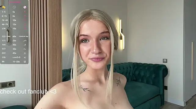 VikkiiSecret