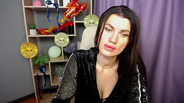 MilaLoona