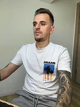 huge_cock22cm (Ask my age) - Let's have fun