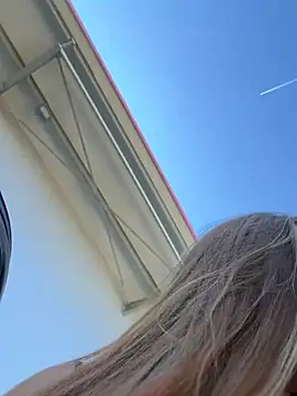 Luna_Lynn