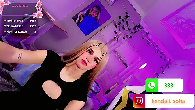 Sophiaa_doll_