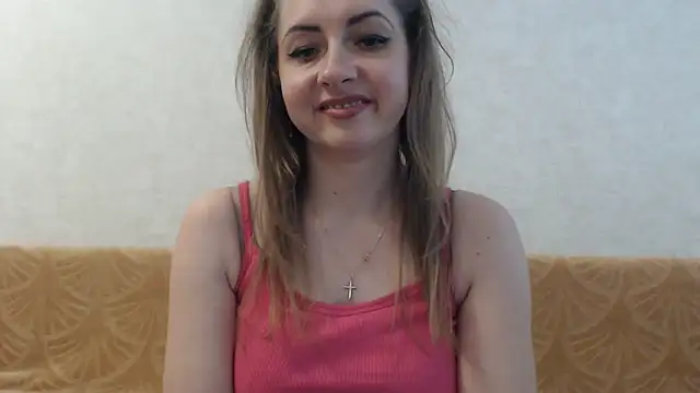 BonnieKiss8634 live cam on StripChat