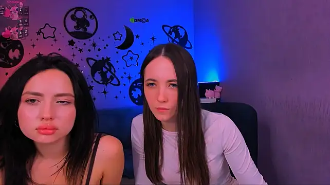bella_dorn live cam on StripChat