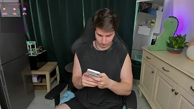 Vincent_Strong