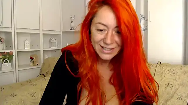 _karolynesyera_ live cam