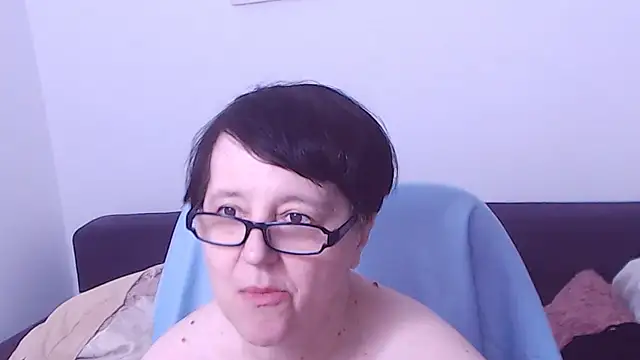 ChristaRose live cam on StripChat