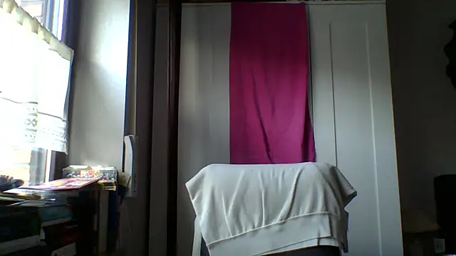 _squirty_cum_lady_ live cam on StripChat