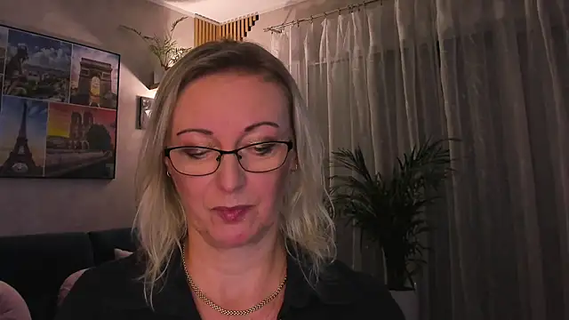 vanessa_chat