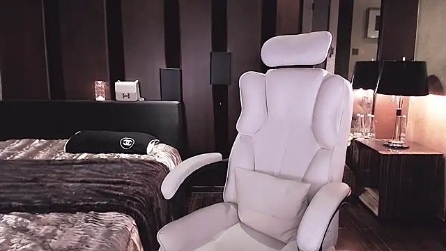 Aurora__77 webcam