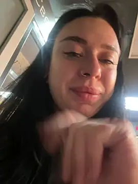 AlishaOfThorns webcam