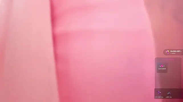 MilaGrace1 live cam on StripChat