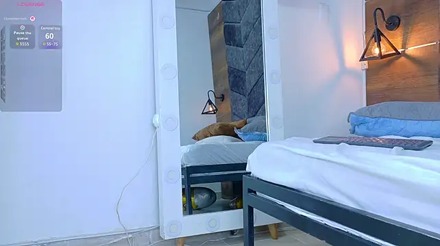 AnnieRouse__ webcam