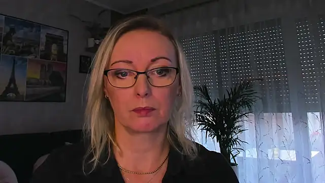 vanessa_chat