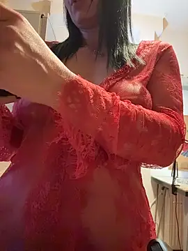 Hotmomcheckk_ live cam on StripChat