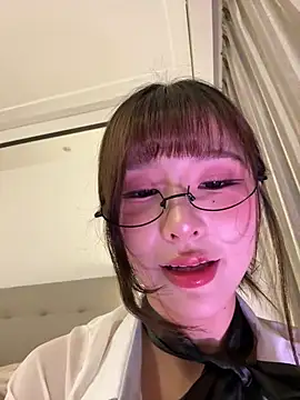 nidekikibabe-2026 live cam on StripChat