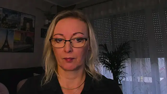 vanessa_chat live cam on StripChat