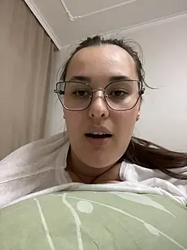 Queen_Monica_ live sex cam