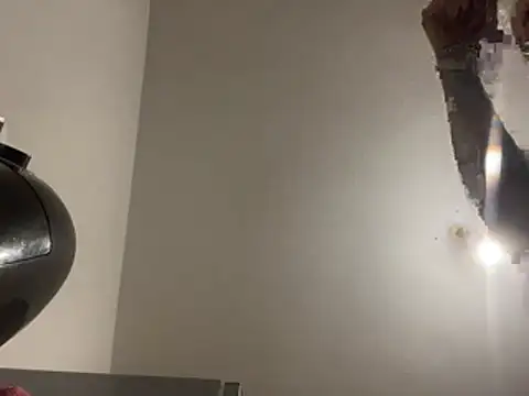 crisfootlicker