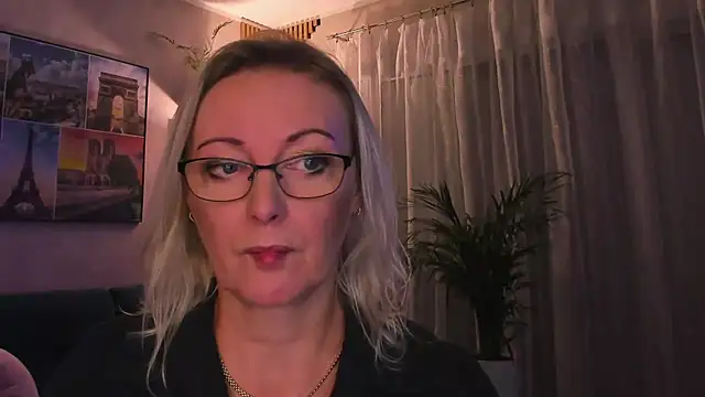 vanessa_chat