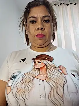 Laura-Hernandez