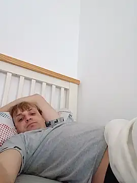 Levarboy