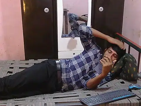 Yuvi_hot