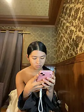 hugecock_molly